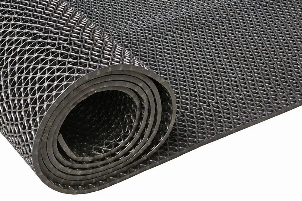 Дорожка PVC  Aqua Step на входную группу  S- 8мм B-0,9м L -12м  Черная