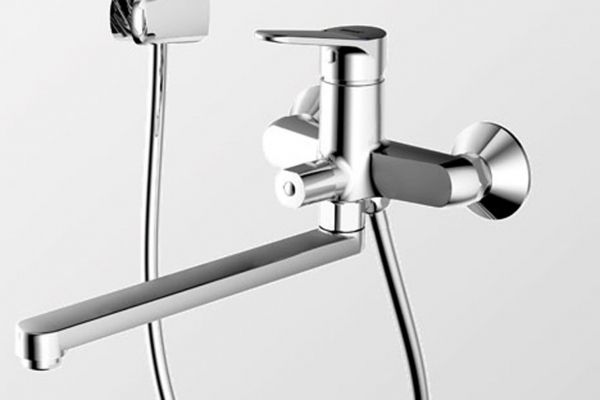 *** 1 832 F6111147C LB BRAVAT ECO Смеситель для ванны с длинным изливом